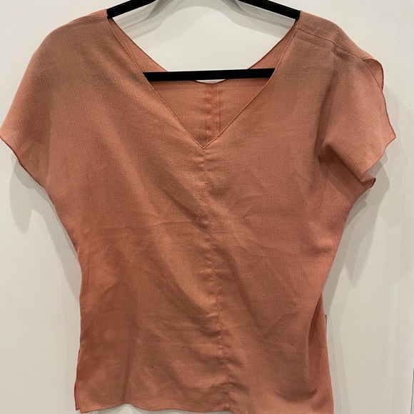 Coral blouse. Designed for travel! - Picture 1 of 2